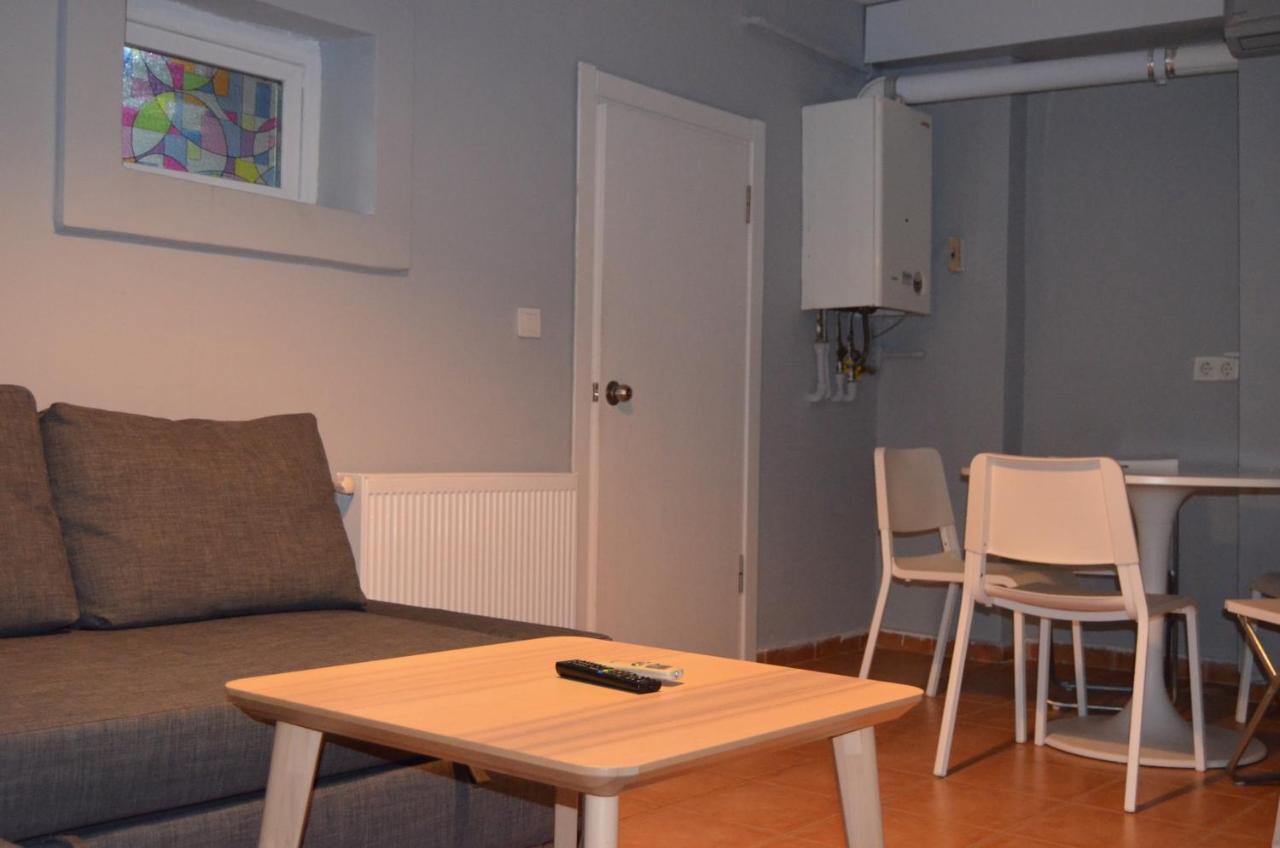 Newly Renovated Cozy Stay O-5 In Taksim Истанбул Екстериор снимка